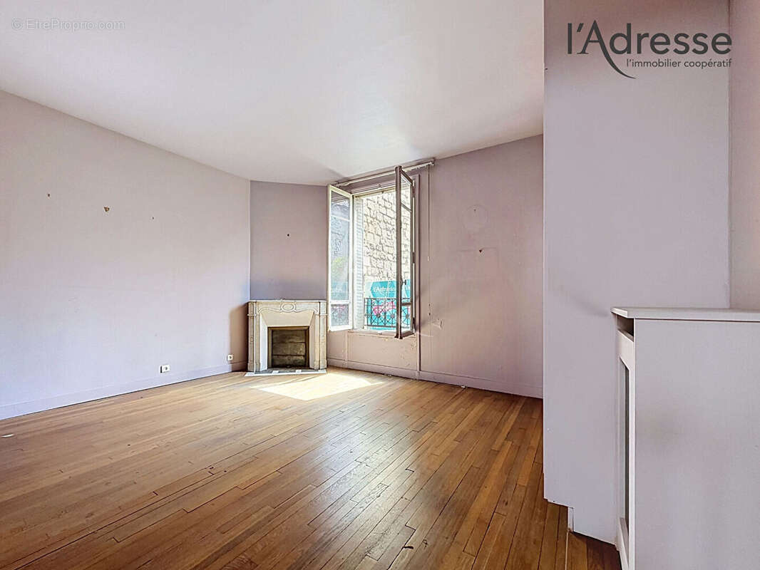PUTEAUX/ Centre-Ville - Maison 8 pièces 168m² - 126m² d'Extérieurs - photo 17