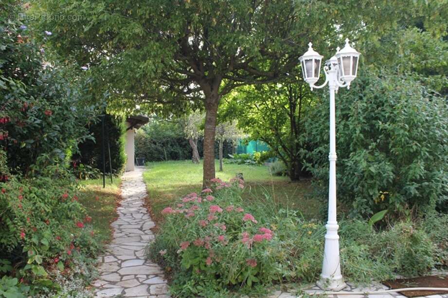 Maison à FONTENAY-AUX-ROSES