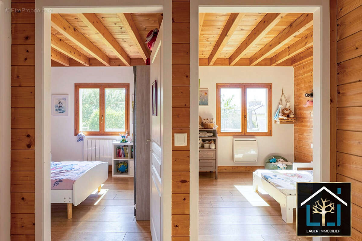 Maison bressolles 183 m² - photo 13