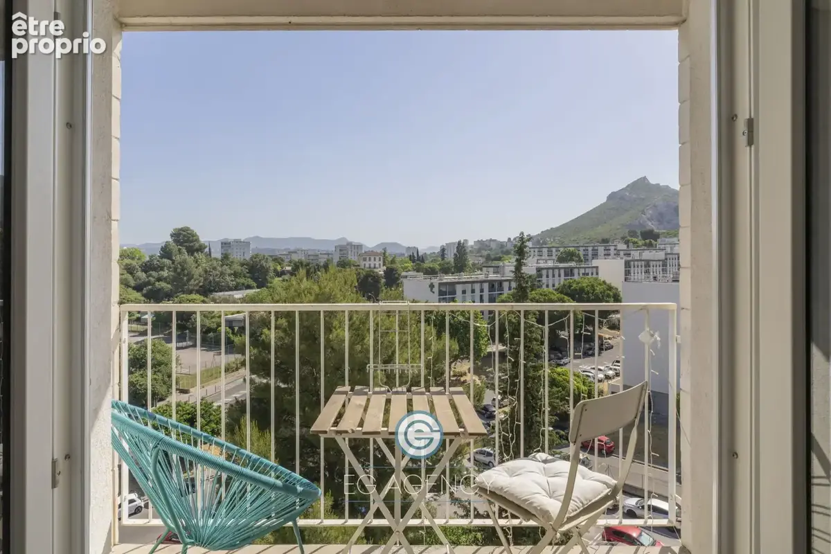 Appartement 4 pièces 80 m² à vendre à Marseille-10e (13010) - photo 2