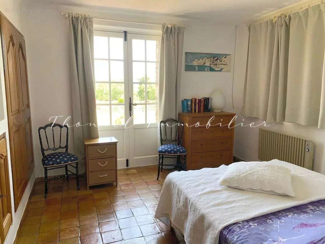 Maison à LA GARDE-FREINET