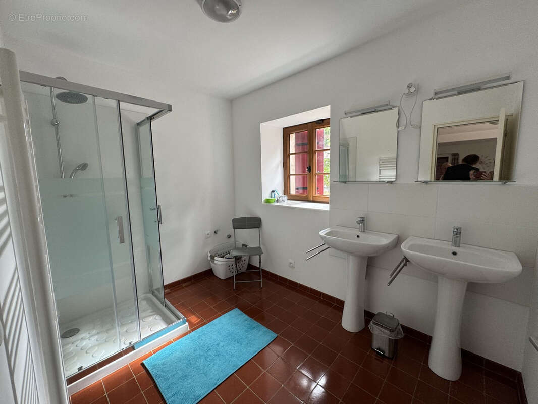 Ensemble immobilie de 2 maisons prêtes à vivre, sans voisin proche ! - photo 17