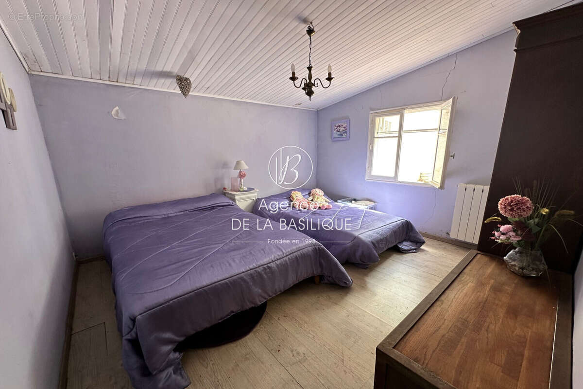 Maison 80 m² à Saint-Maximin-La-Sainte-Baume  - photo 8