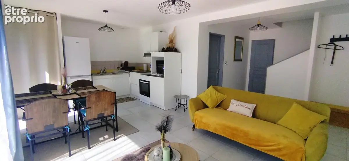 Maison indépendante de 90m2, avec garage et terrain de 240m2 - photo 1