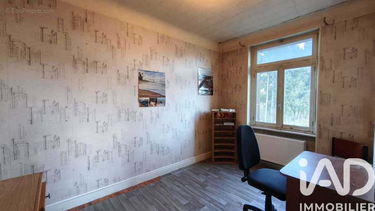 Maison 426 m² à Saint-Georges-Lagricol  - photo 7