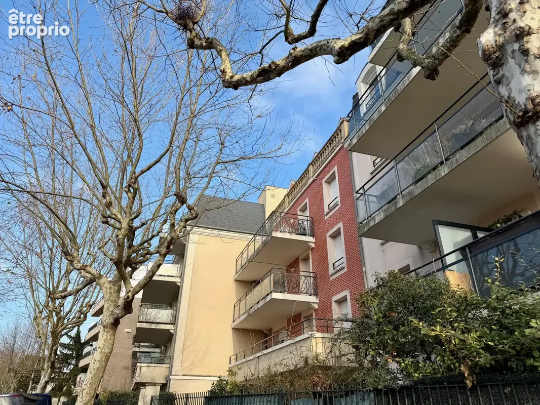 Rue Étienne Dolet  Exclusivité — Appartement rénové en dernier étage avec balcon - photo 8