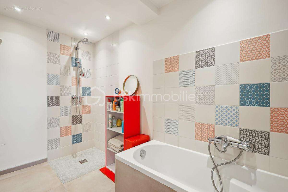 Maison à LE PLESSIS-ROBINSON