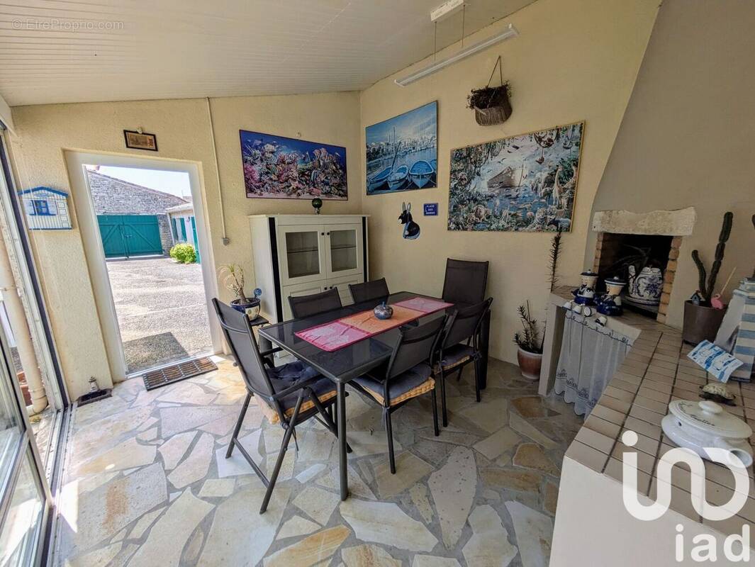 Photo 1 - Maison à SAINT-CLEMENT-DES-BALEINES