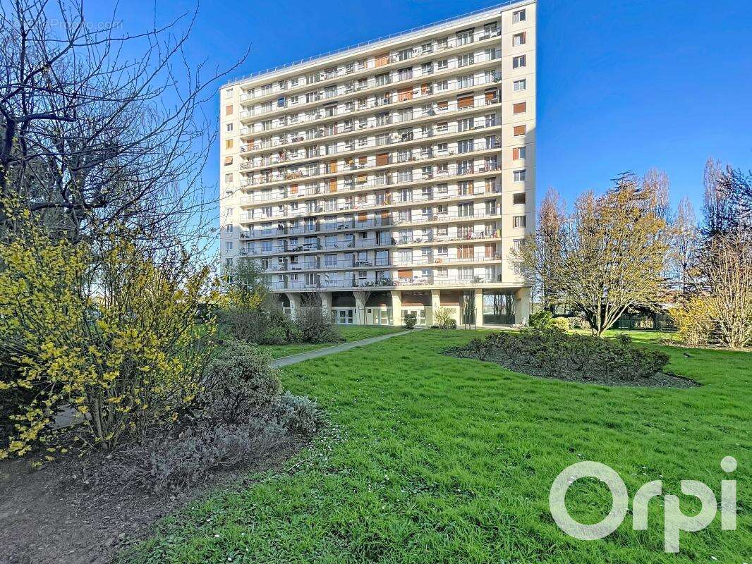 Appartement à LONGJUMEAU
