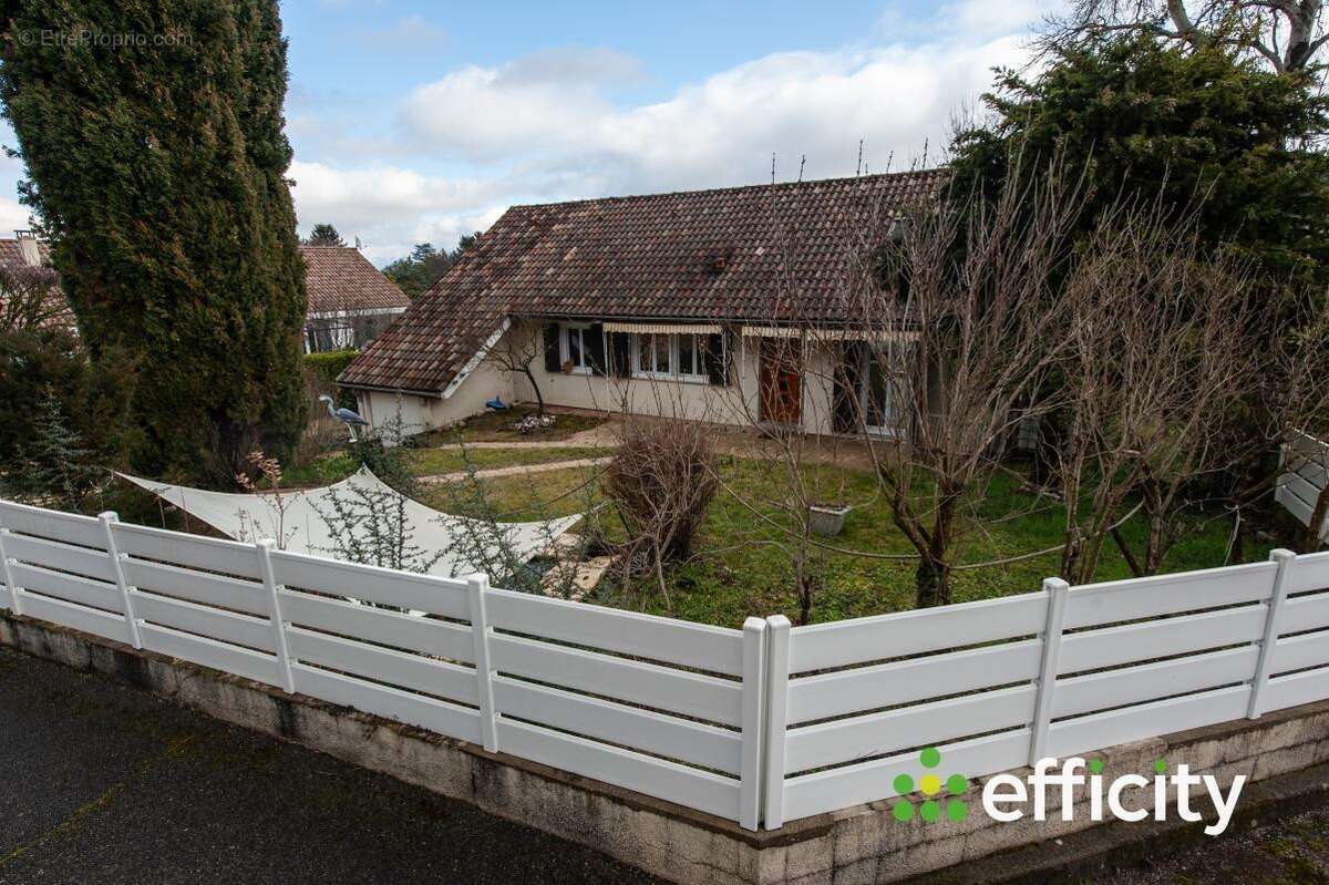 Maison à CLAIX
