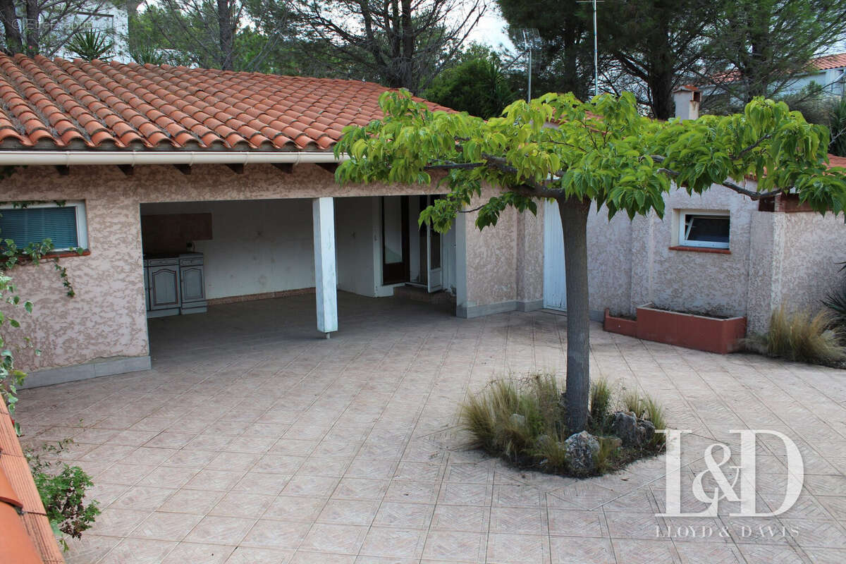 Maison à CASES-DE-PENE