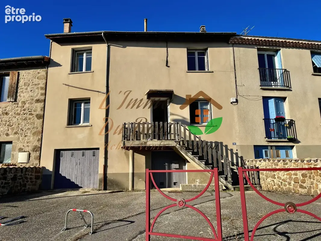 Davézieux centre : une maison de village aux multiples possibilités - photo 1