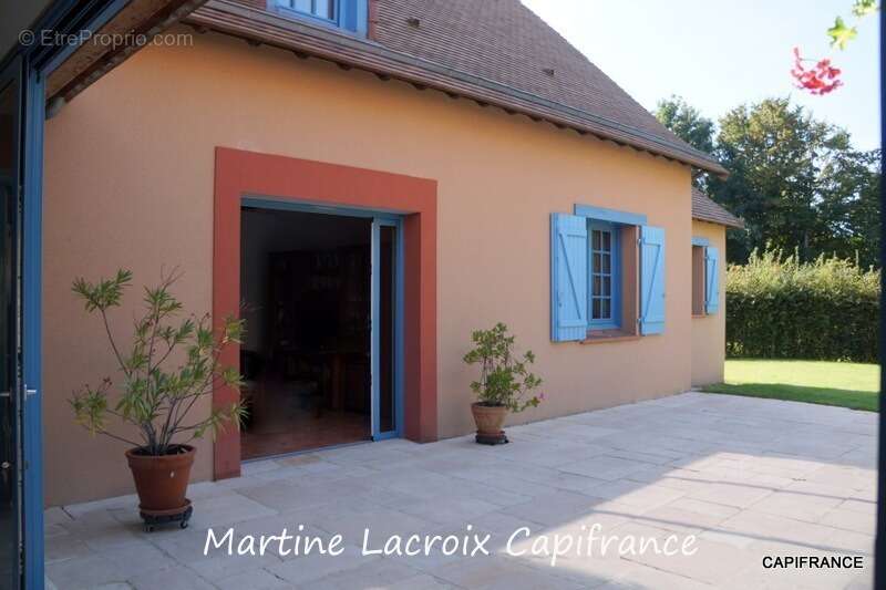 Maison à TUFFE