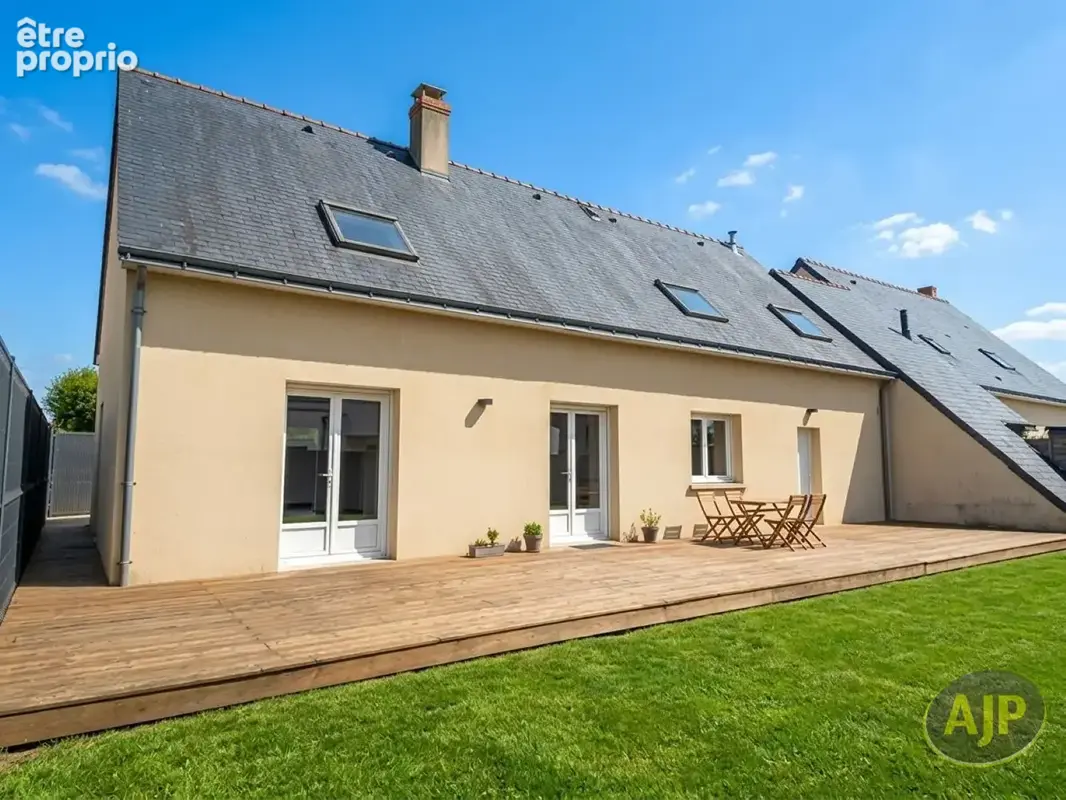Maison Saint Barthelemy D Anjou 7 pièce(s) 140 m2 - photo 5