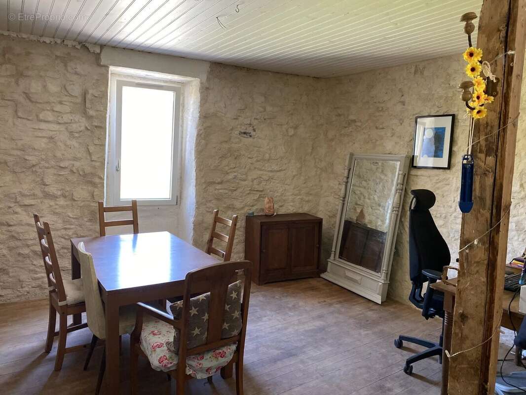 Appartement à SAINTE-CROIX