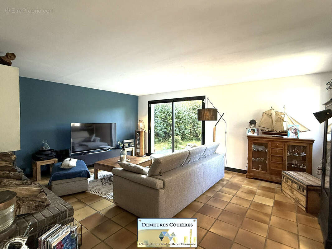 Maison à OCTEVILLE-SUR-MER