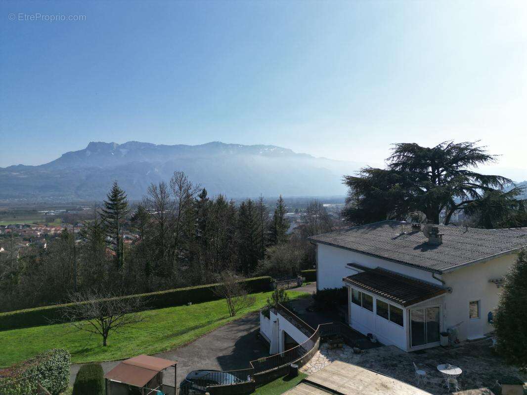 Maison à TULLINS