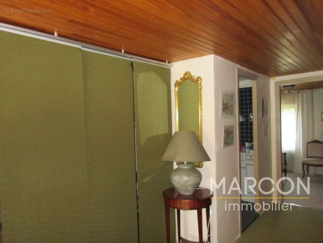 Maison à MAISON-FEYNE