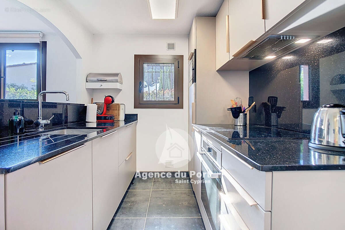 Maison à SAINT-CYPRIEN