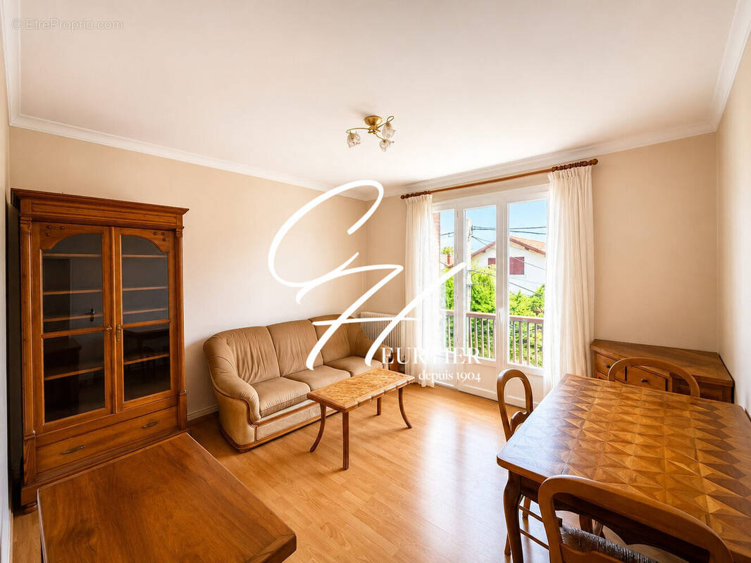 Appartement à LE PONT-DE-CLAIX