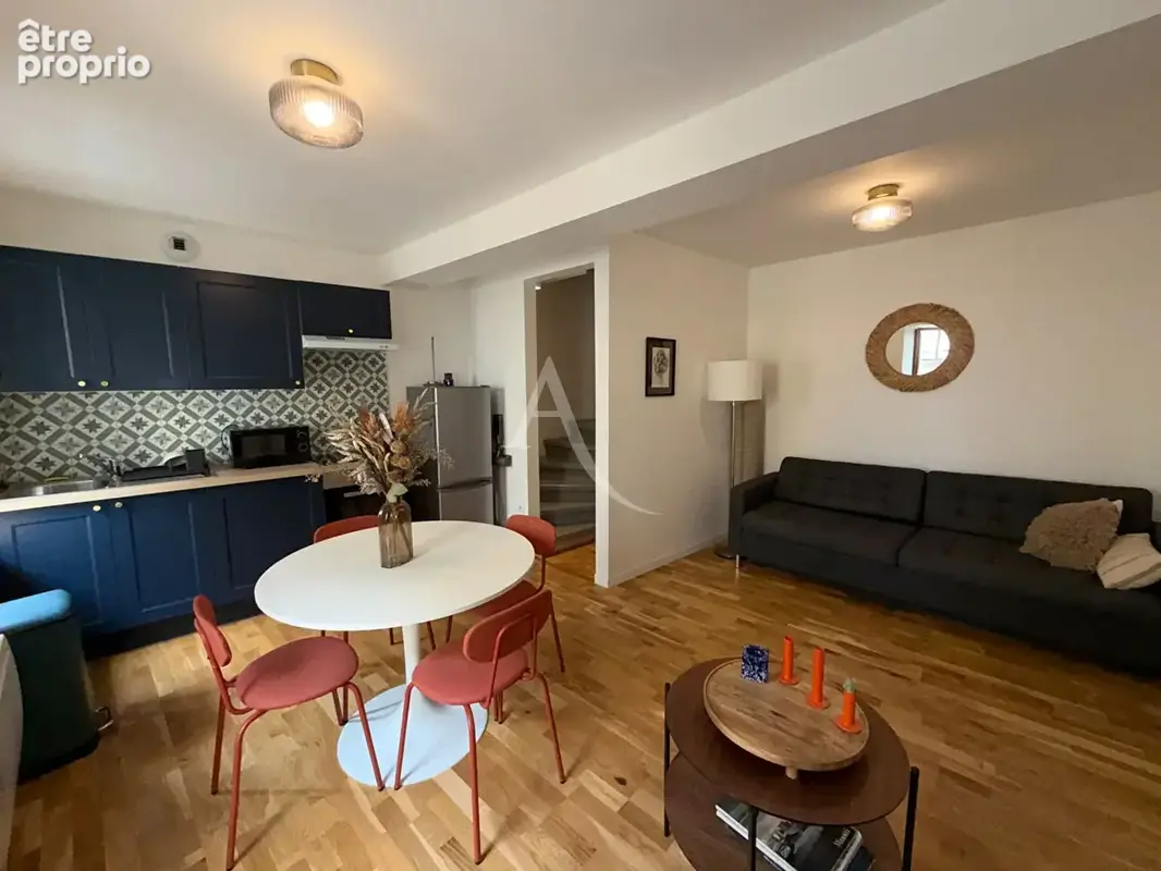 CARCASSONNE, Maison Rénovée avec garage et terrasse - photo 4