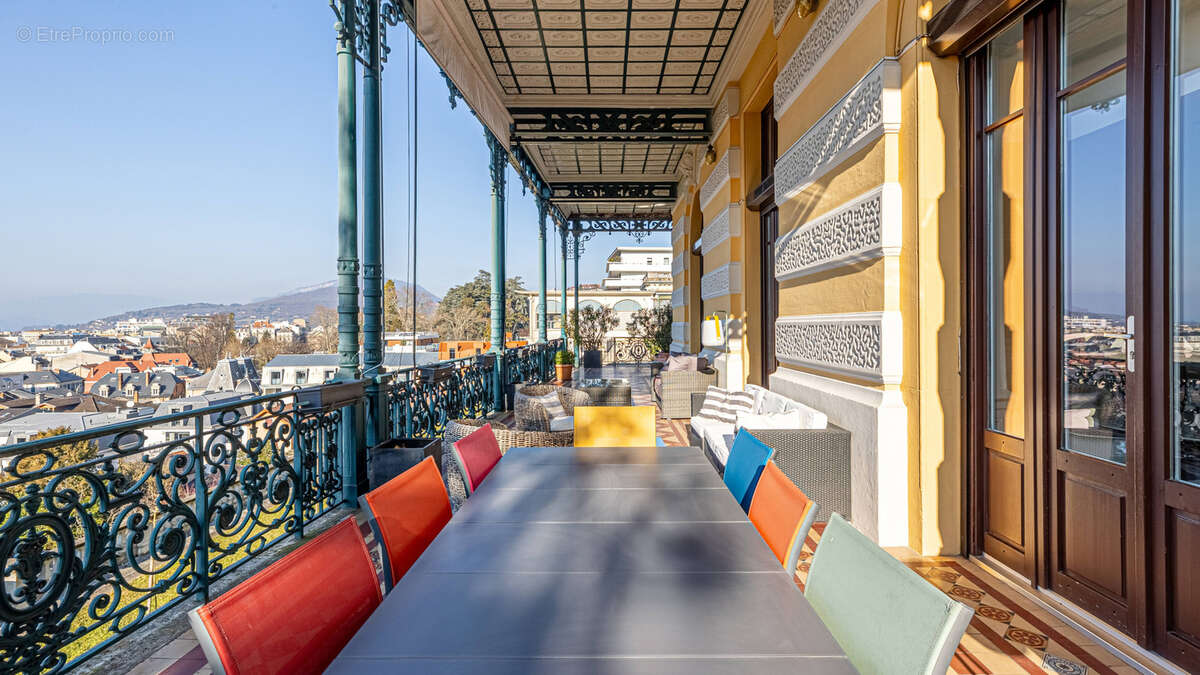 Appartement à AIX-LES-BAINS