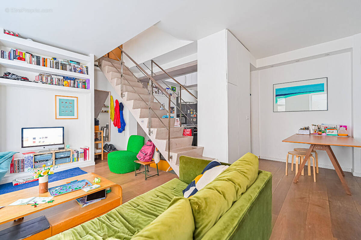Appartement à PARIS-20E