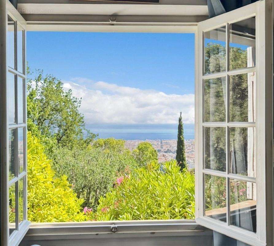 Nice gairaut – villa provençale avec vue mer, piscine, terrain de 2 000 m² et garage de 100 m² - photo 34