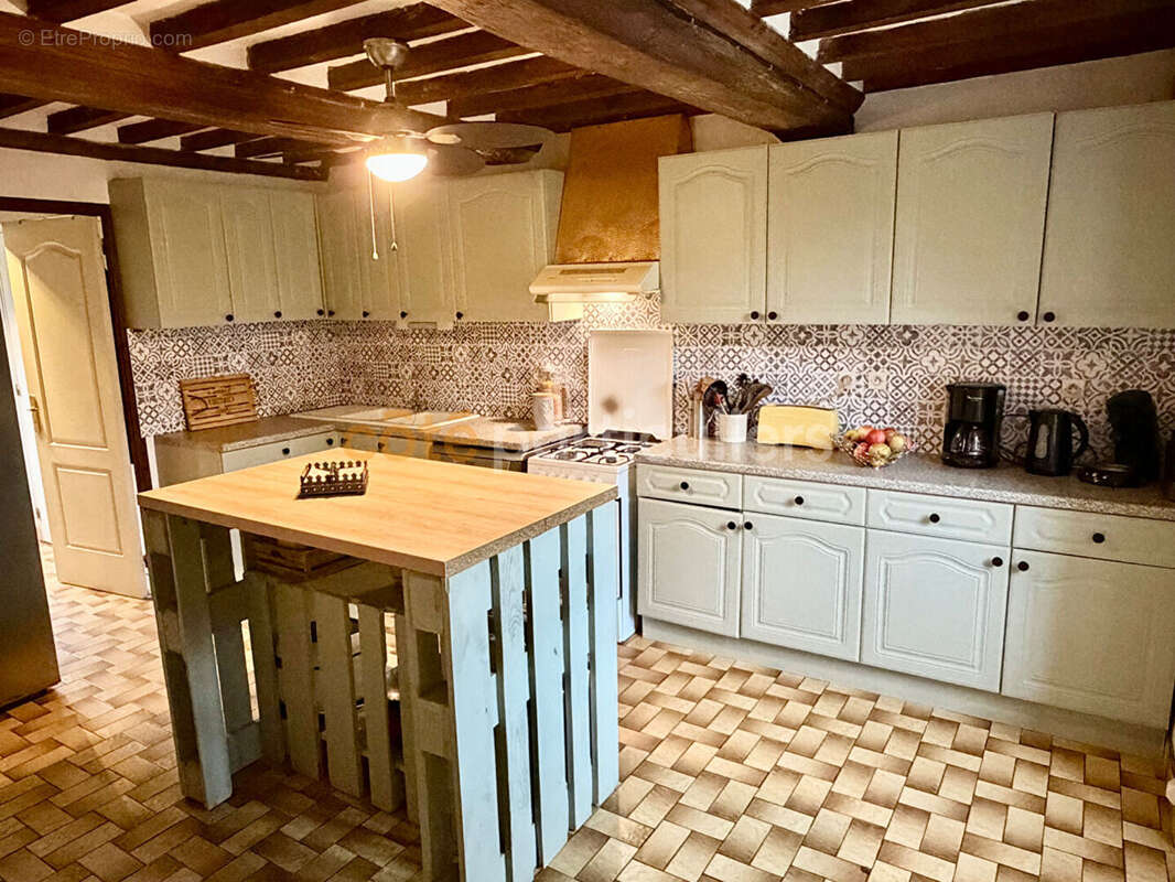 Charmante maison en pierre - MONTPINCHON - photo 8