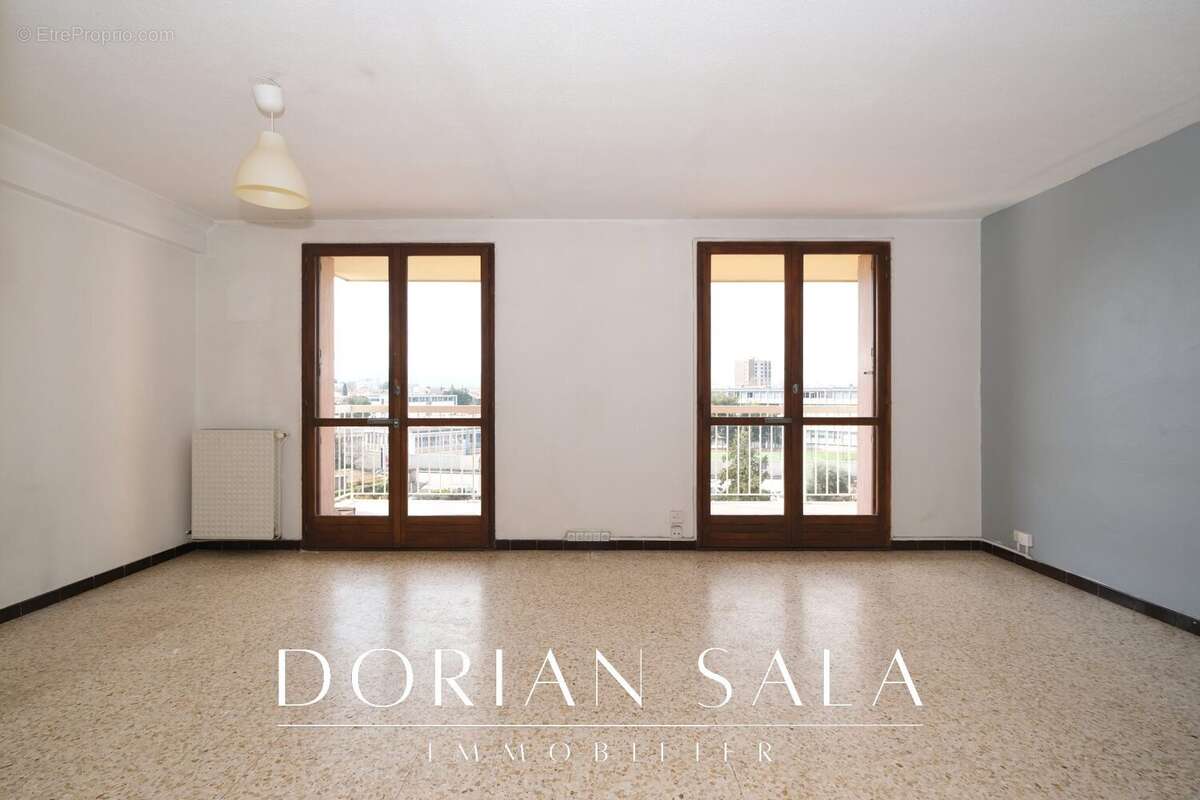 Appartement à MARSEILLE-10E