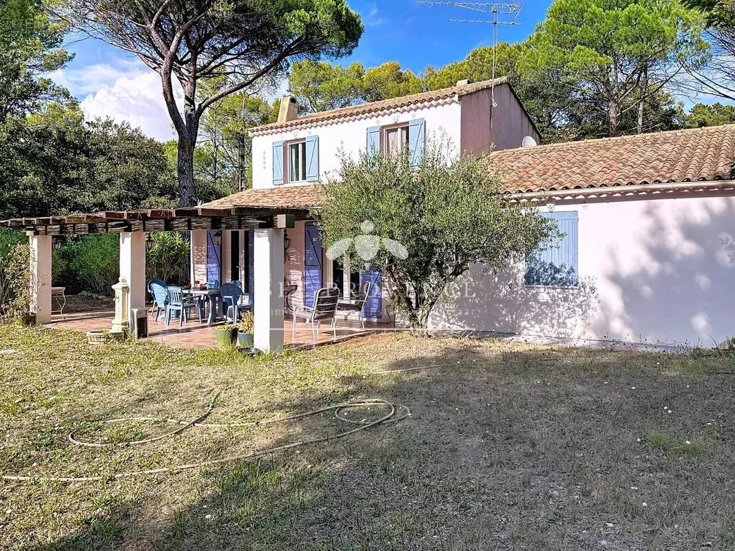 Maison à BESSE-SUR-ISSOLE