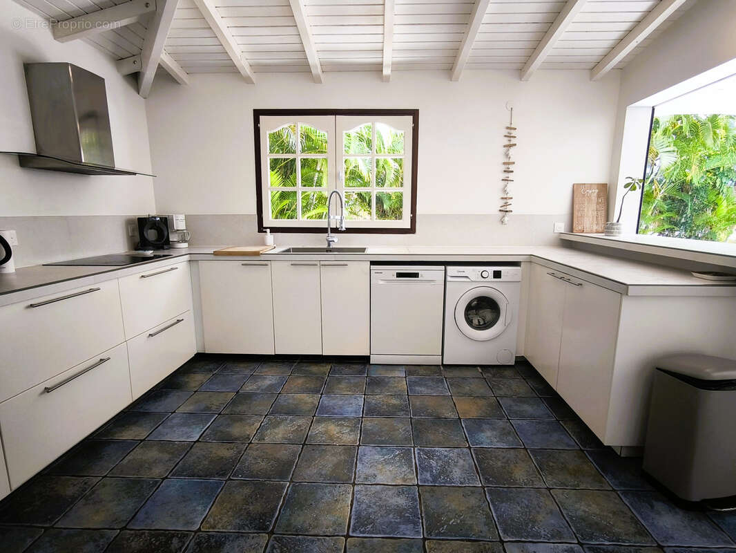 Maison à SAINTE-ANNE