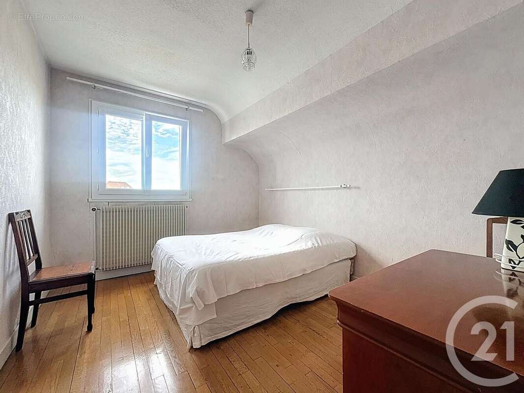 Maison à NUITS-SAINT-GEORGES