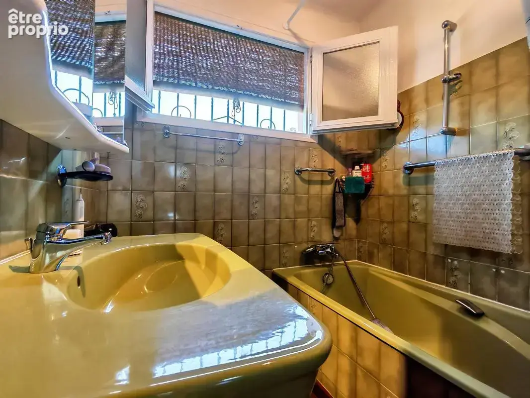 Maison 6 pièces 115 m² à vendre à Ria-Sirach (66500) - photo 5