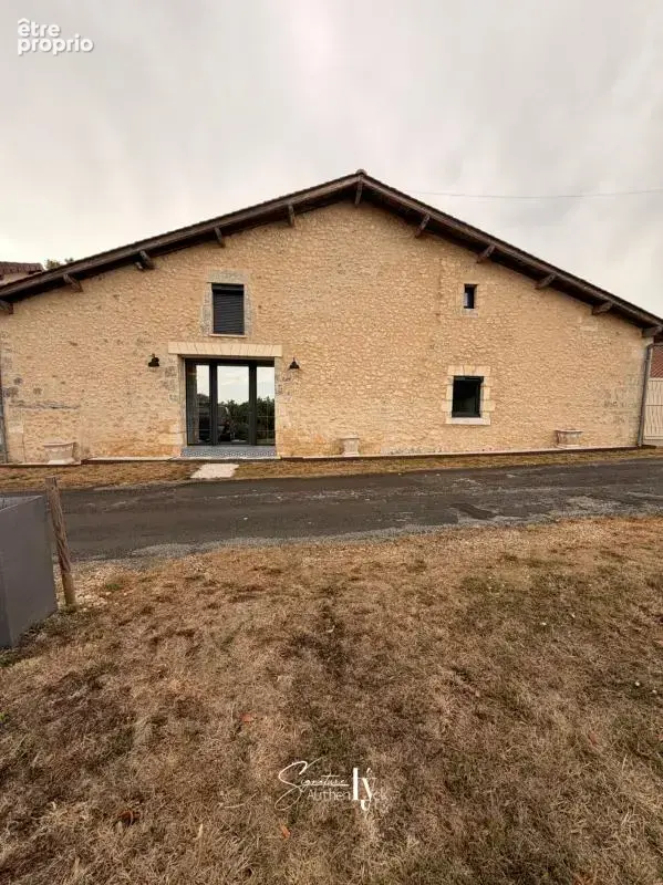 Maison 182 m² à Brantome  - photo 3