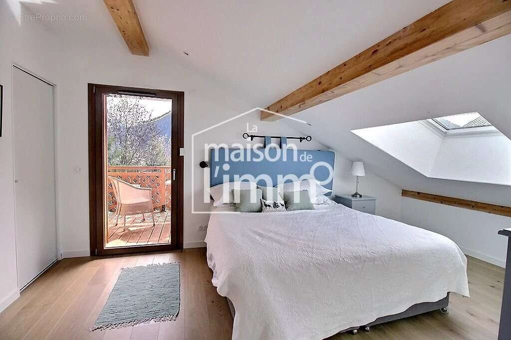 Appartement à CHATEL