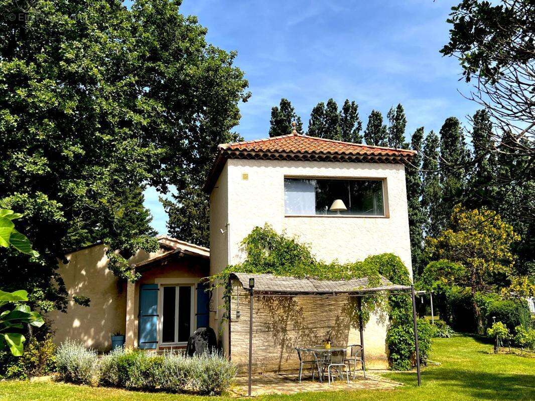 Maison à NEOULES