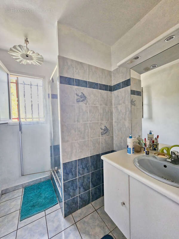 Maison à BONNAC-LA-COTE