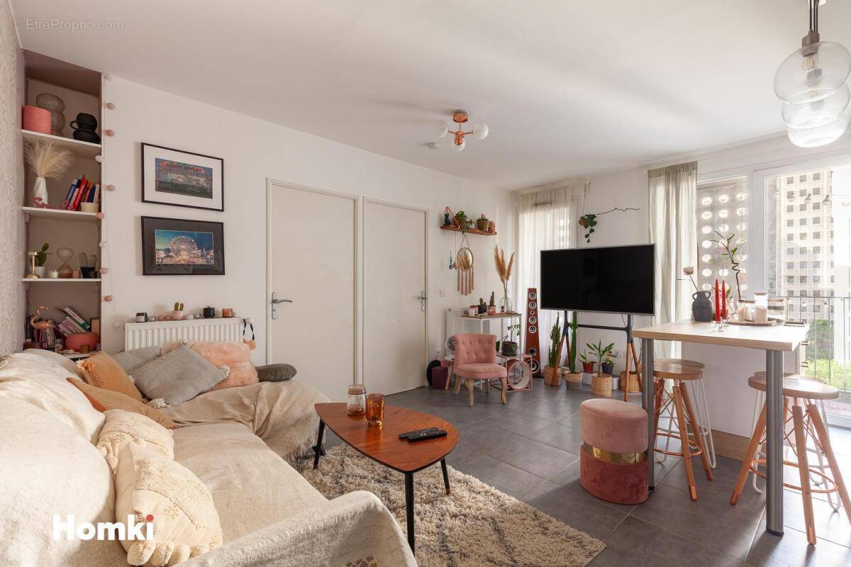 Appartement à MARSEILLE-2E