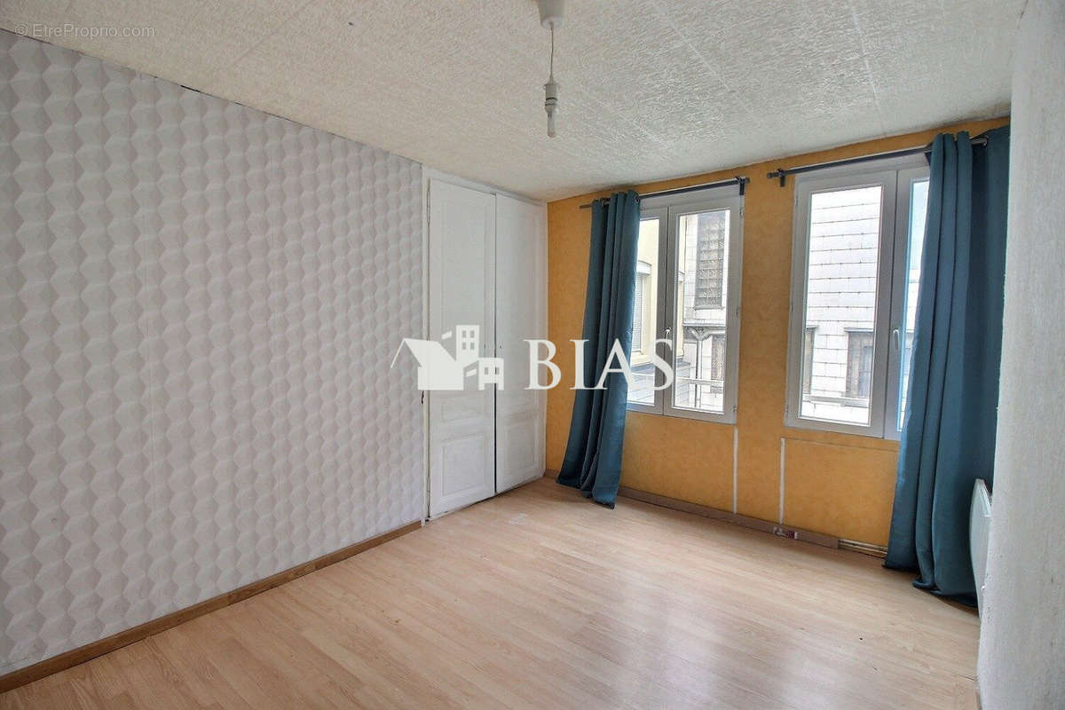 Maison à CAUDEBEC-LES-ELBEUF