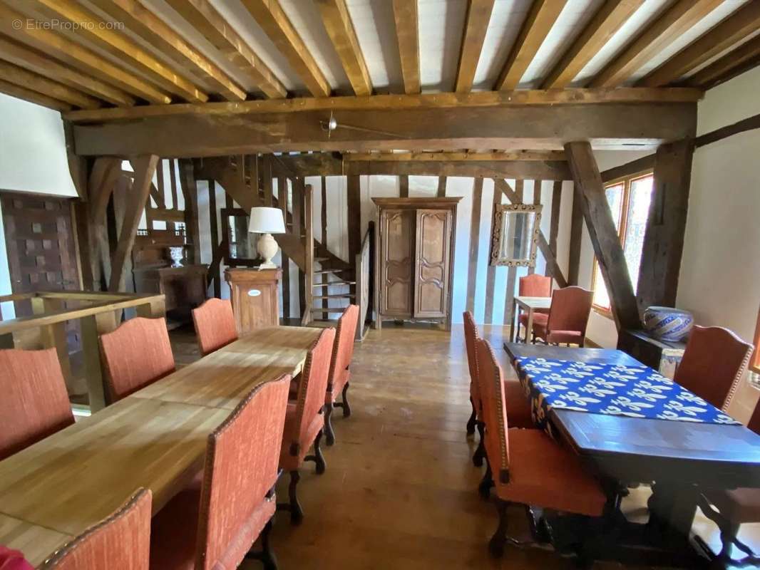 Maison à IVRY-LA-BATAILLE