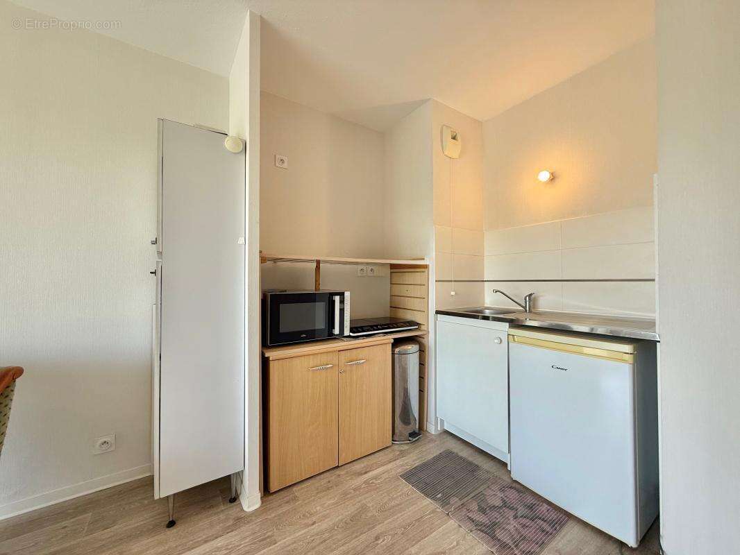Appartement T2 résidence récente, balcon, garage fermé en sous-sol - photo 6