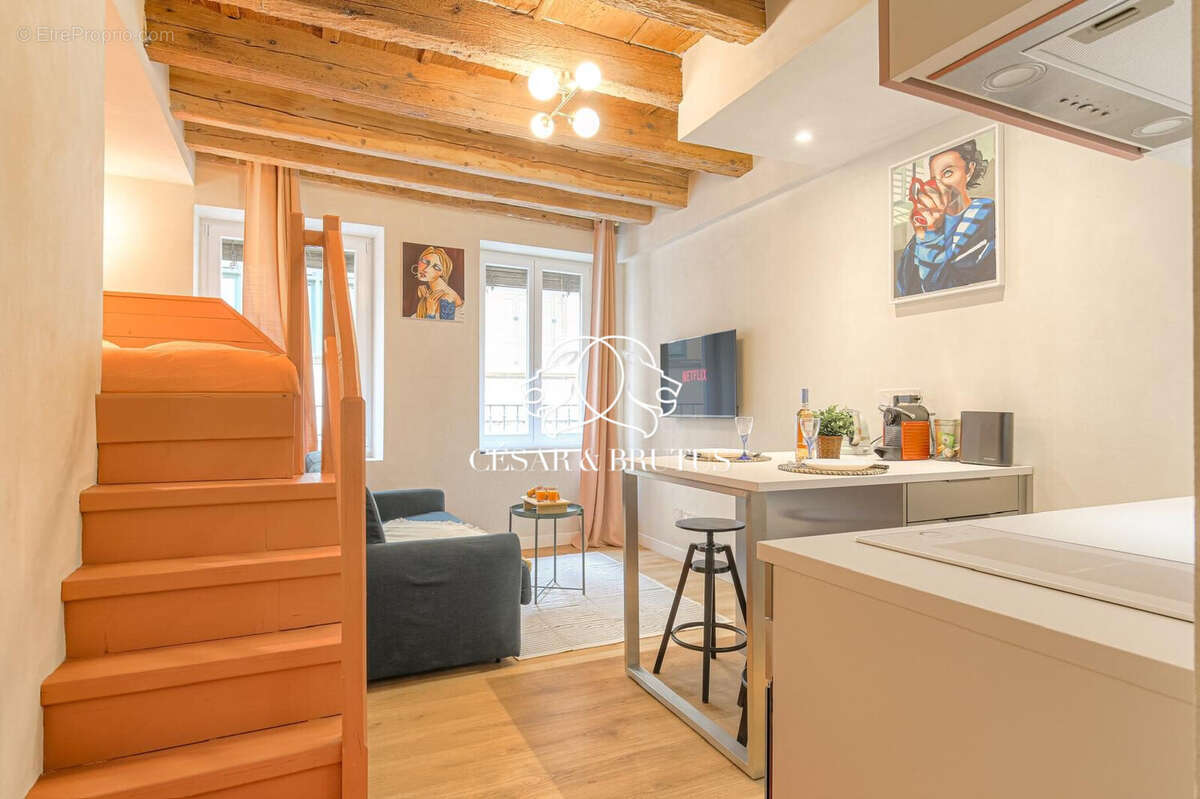 Appartement à LYON-5E
