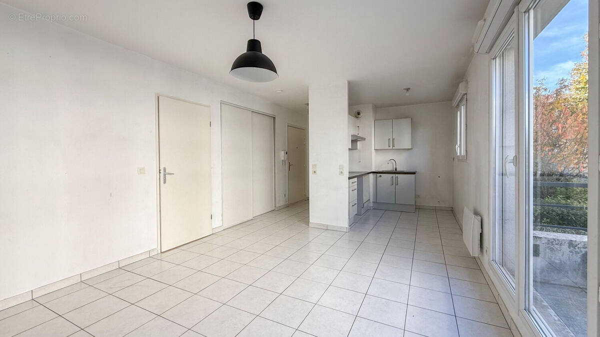 Appartement à NANTERRE