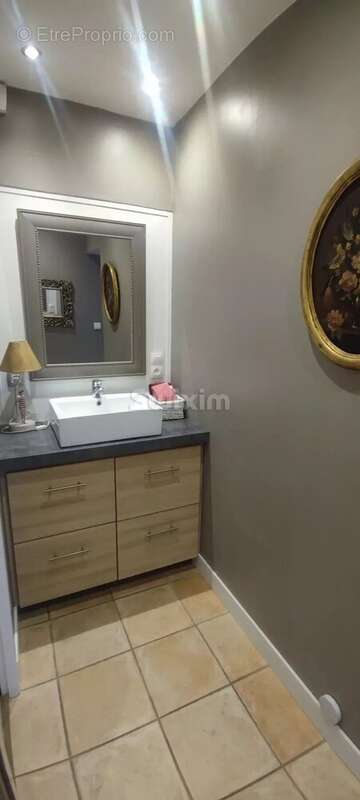 Maison à SAINT-CYR-SUR-LE-RHONE