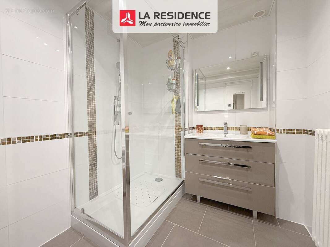 Maison à BENNECOURT