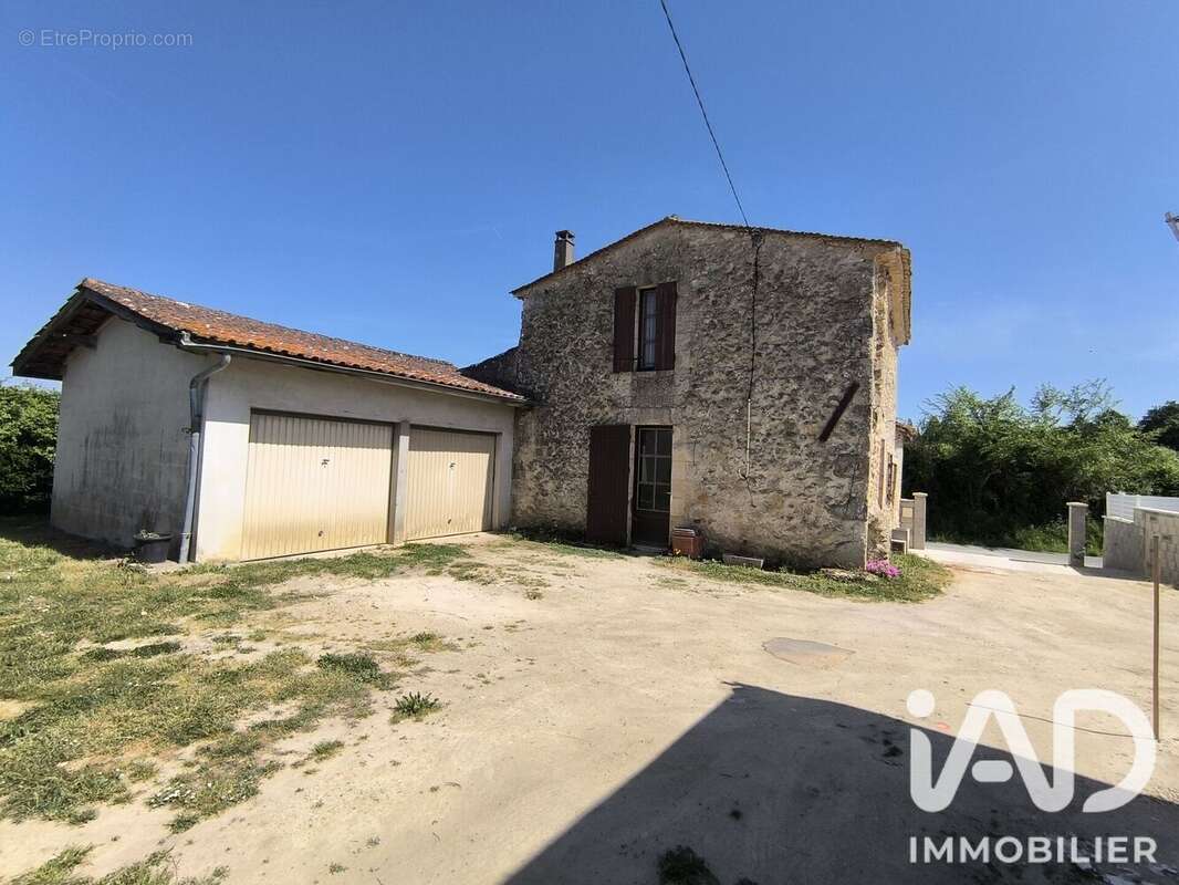 Maison 92 m² à Cadillac  - photo 4