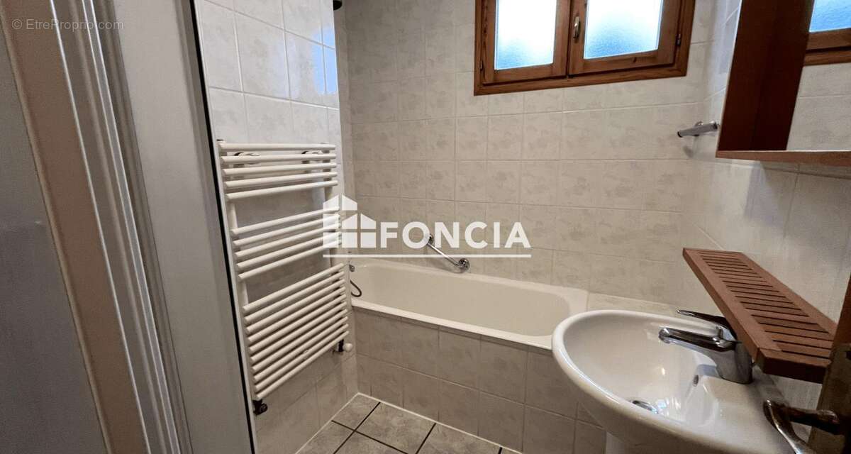 Maison avec un bel extérieur aux Allues - photo 7