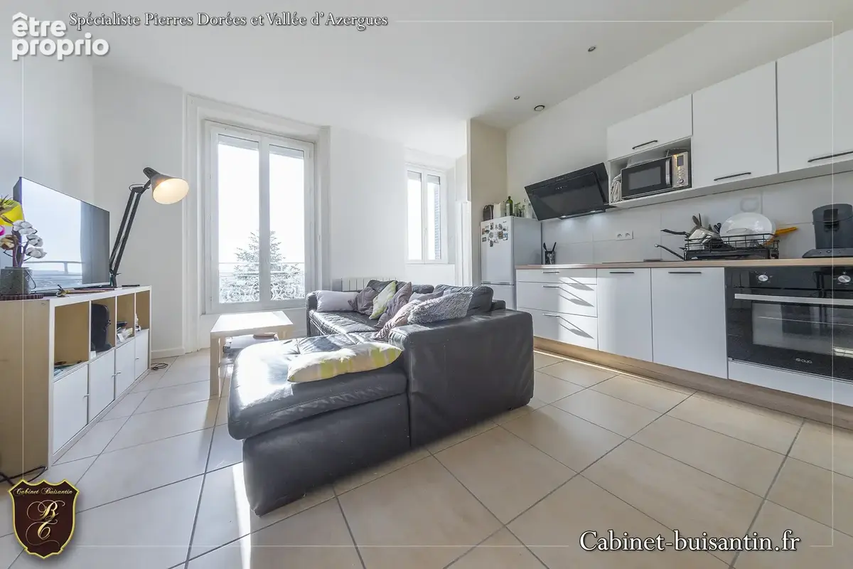 Charme bourgeois au cœur village - photo 3