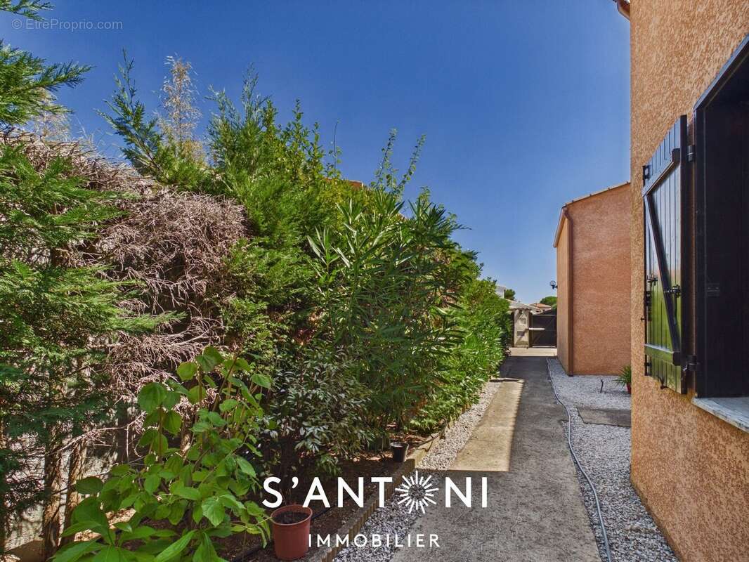 LE CAP D'AGDE - MARAVAL - Villa 6 pièces au calme sans vis à vis - photo 21